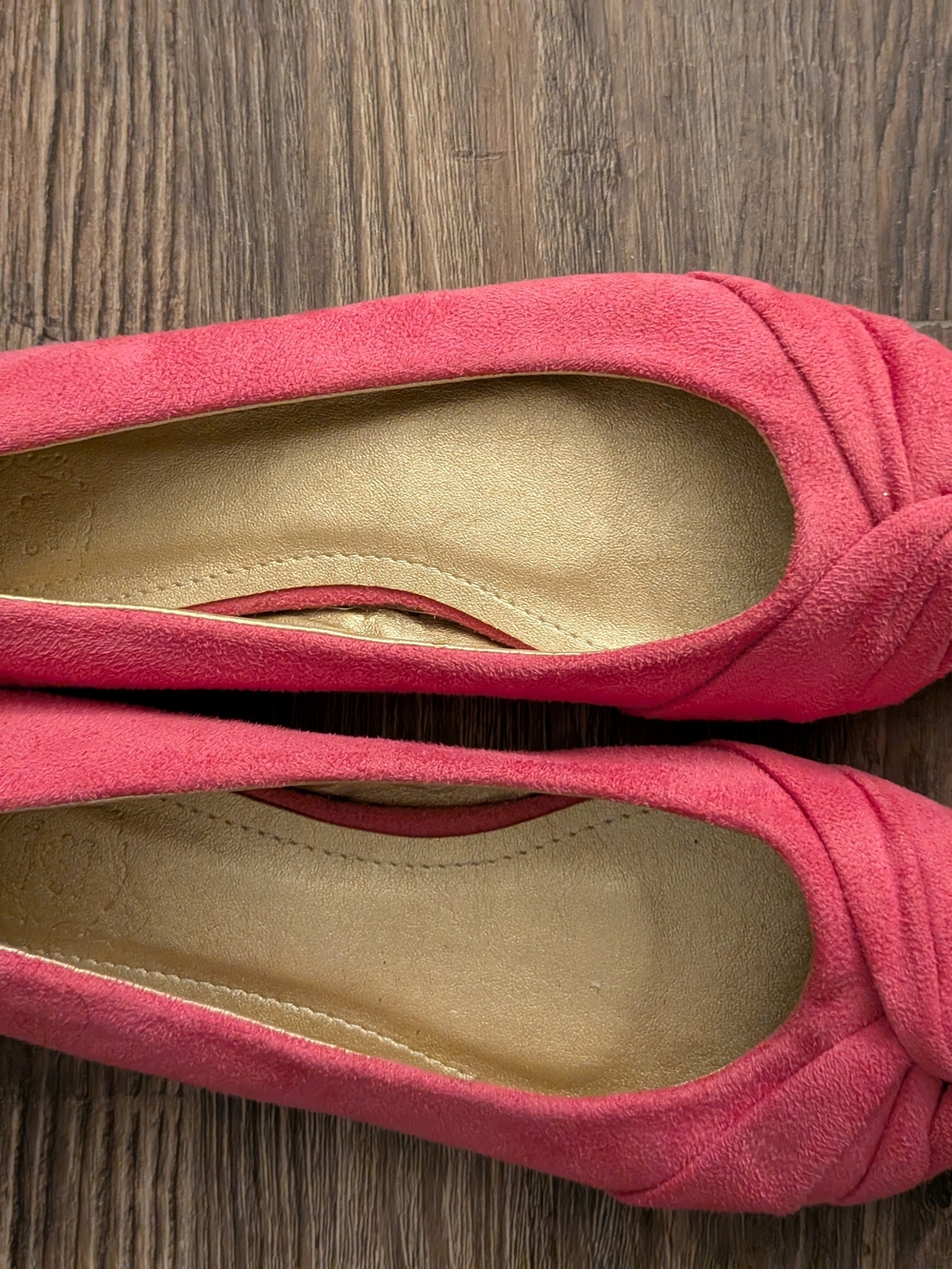 Women’s Pink Suede Knot Toe Ballet Flats